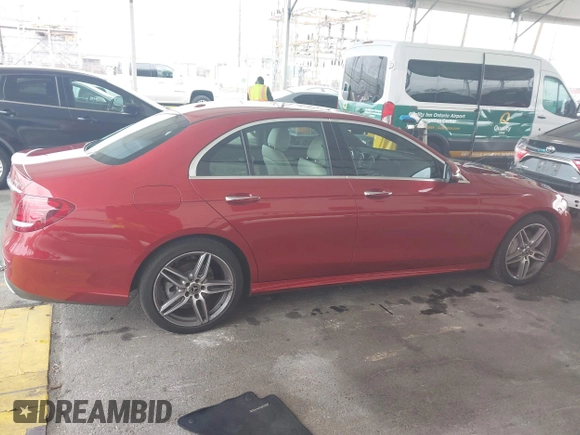 2019 Mercedes-Benz E 300 z VIN WDDZF4KB3KA489637, wystawiony jako IAAI lot #42053019 z przebiegiem 106 779 mil mil oraz . Historia ofert i sprzedaży dostępna na DreamBid. Obrazek 14.