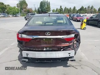 2016 Lexus ES 330 z VIN JTHBK1GG4G2215096, wystawiony jako IAAI lot #42369079 z przebiegiem 84 032 mil mil oraz . Historia ofert i sprzedaży dostępna na DreamBid. Obrazek 17.