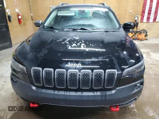 2019 Jeep Cherokee Trailhawk with VIN 1C4PJMBX1KD386047, listed as a Copart auction lot 52675855 with 62,514 mi miles and Clean Title. Bid and sale history available at DreamBid. Image 5.