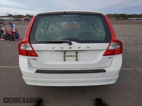 2008 Volvo V70 with VIN YV1BW982781033434, listed as a Copart auction lot 43617245 with 177,577 mi miles and Clean Title. Bid and sale history available at DreamBid. Image 6.