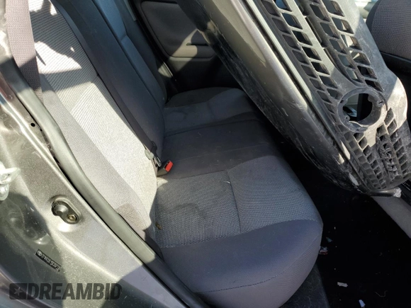 2005 Toyota Matrix STD with VIN 2T1KR32E15C357130, listed as a Copart auction lot 45406475 with 196,190 mi miles and Salvage Title. Bid and sale history available at DreamBid. Image 10.