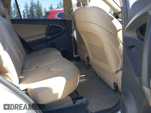 2011 Toyota RAV4 Limited z VIN 2T3DF4DV9BW173656, wystawiony jako IAAI lot #42726272 z przebiegiem 81 421 mil mil oraz . Historia ofert i sprzedaży dostępna na DreamBid. Obrazek 8.