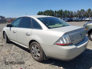 2008 Mercury Sable Premier z VIN 1MEHM42W28G613576, wystawiony jako IAAI lot #41900783 z przebiegiem 176 028 mil mil oraz . Historia ofert i sprzedaży dostępna na DreamBid. Obrazek 3.