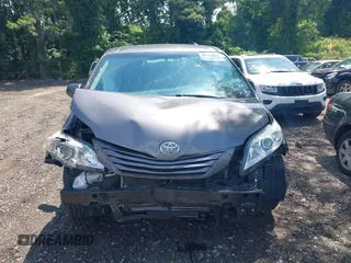 2017 Toyota Sienna LE with VIN 5TDJZ3DC2HS171132, listed as a IAAI auction lot 42589064 with 95,945 mi miles and . Bid and sale history available at DreamBid. Image 12.