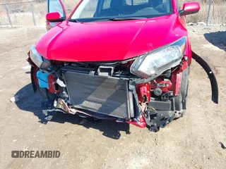 2017 Honda HR-V LX with VIN 3CZRU6H32HM700330, listed as a IAAI auction lot 41879136 with 90,629 mi miles. Bid and sale history available at carsss.com. Image 6.