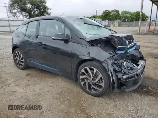 2019 BMW i3 with VIN WBY8P4C51K7D59513, listed as a Copart auction lot 59723245 with 33,759 mi miles and Salvage title. Bid and sale history available at DreamBid. Image 4.
