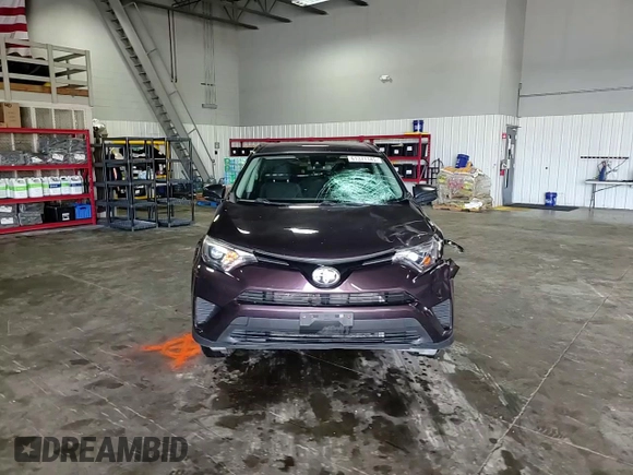 2017 Toyota RAV4 LE с VIN 2T3BFREV2HW693340, выставлен на аукционе Copart как лот 61371145 с пробегом 108 555 миль миль и Списание • Salvage title. История ставок и продаж доступна на DreamBid. Изображение 14.