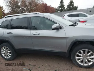 2014 Jeep Cherokee Limited with VIN 1C4PJMDS3EW280399, listed as a IAAI auction lot 40737977 with 131,595 mi miles. Bid and sale history available at carsss.com. Image 13.