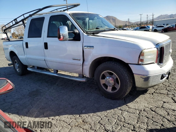 2006 Ford Super Duty F-250 XL with VIN 1FTSW20P26EB54317, listed as a Copart auction lot 87952395 with 209,844 mi miles and Non Repairable. Bid and sale history available at carsss.com. Image 4.