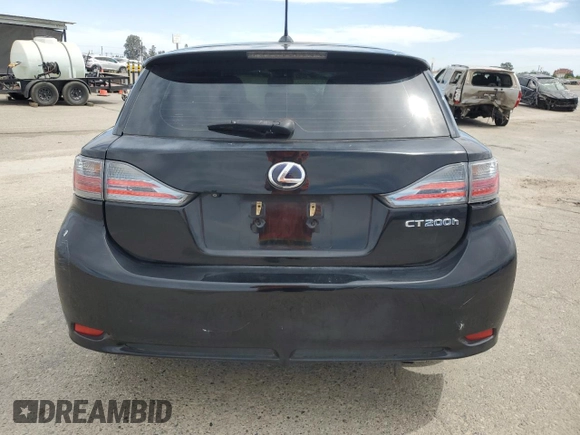 2013 Lexus CT 200h z VIN JTHKD5BH2D2124504, wystawiony jako Copart lot #52813895 z przebiegiem 116 394 mil mil oraz Szkoda całkowita • Salvage title. Historia ofert i sprzedaży dostępna na DreamBid. Obrazek 6.