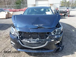 2015 Mazda 3 i SV with VIN JM1BM1T74F1235726, listed as a IAAI auction lot 41899717 with 83,201 mi miles. Bid and sale history available at carsss.com. Image 6.