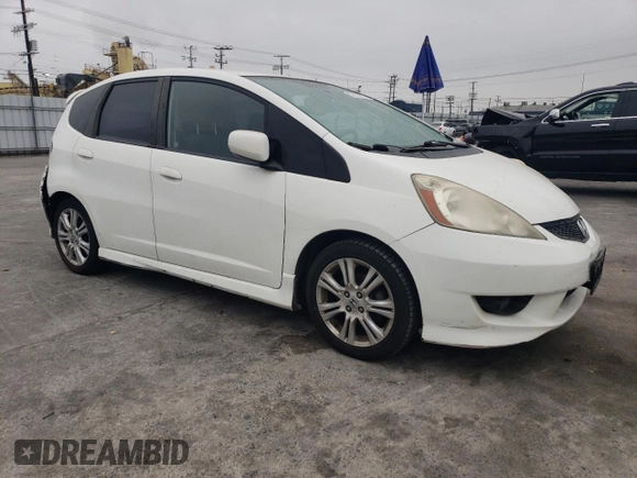 2009 Honda Fit Sport with VIN JHMGE88409S066991, listed as a Copart auction lot 52823425 with 275,722 mi miles and Salvage Title. Bid and sale history available at carsss.com. Image 4.