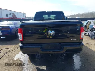 2019 Ram 2500 Big Horn with VIN 3C6UR5DJ7KG698782, listed as a IAAI auction lot 41661621 with 58,064 mi miles. Bid and sale history available at carsss.com. Image 16.