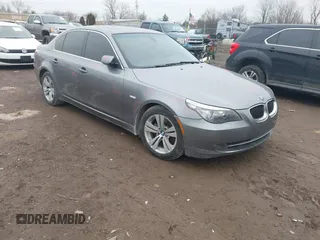 2009 BMW 5 Series 528i with VIN WBANU53549C121735, listed as a IAAI auction lot 41536727 with 157,813 mi miles and . Bid and sale history available at carsss.com. Image 1.