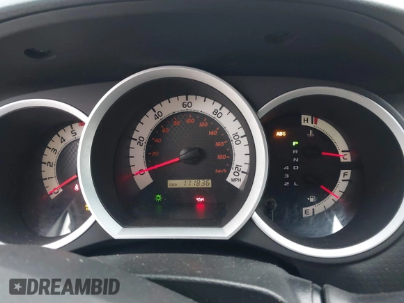 2014 Toyota Tacoma with VIN 3TMLU4EN5EM157590, listed as a IAAI auction lot 41687141 with 111,836 mi miles. Bid and sale history available at carsss.com. Image 7.