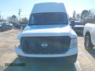 2020 Nissan NV Cargo SV z VIN 1N6BF0LY2LN804118, wystawiony jako IAAI lot #41428353 z przebiegiem 111 941 mil mil oraz . Historia ofert i sprzedaży dostępna na DreamBid. Obrazek 13.