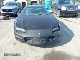 2002 Chevrolet Camaro Z28 z VIN 2G1FP22G022134223, wystawiony jako IAAI lot #42271773 z przebiegiem 125 164 mil mil oraz . Historia ofert i sprzedaży dostępna na DreamBid. Obrazek 12.