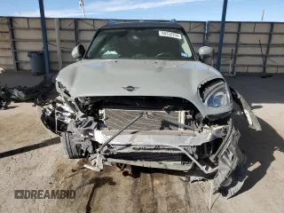 2022 MINI Countryman Cooper z VIN WMZ43BR09N3N69507, wystawiony jako Copart lot #80332204 z przebiegiem 59 064 mil mil oraz Szkoda całkowita • Salvage title. Historia ofert i sprzedaży dostępna na DreamBid. Obrazek 5.