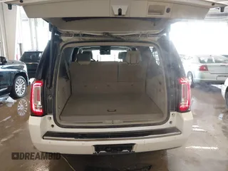 2015 GMC Yukon XL Denali with VIN 1GKS2JKJXFR528927, listed as a IAAI auction lot 41391259 with 159,467 mi miles. Bid and sale history available at carsss.com. Image 17.