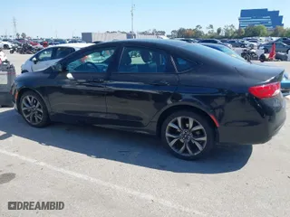 2015 Chrysler 200 S with VIN 1C3CCCBBXFN682812, listed as a IAAI auction lot 41999879 with 194,262 mi miles. Bid and sale history available at carsss.com. Image 15.