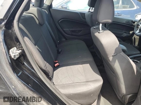 2018 Ford Fiesta SE z VIN 3FADP4BJ9JM123715, wystawiony jako Copart lot #58164015 z przebiegiem 83 768 mil mil oraz Szkoda całkowita • Salvage title. Historia ofert i sprzedaży dostępna na DreamBid. Obrazek 10.