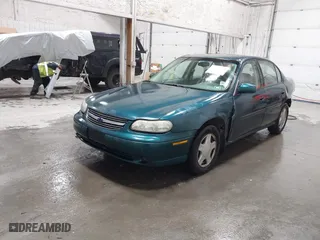 2000 Chevrolet Malibu LS with VIN 1G1NE52J7Y6149016, listed as a IAAI auction lot 40665394 with 0 mi miles. Bid and sale history available at carsss.com. Image 2.