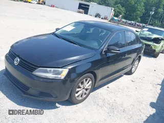 2012 Volkswagen Jetta SE with VIN 3VWDX7AJ6CM343682, listed as a IAAI auction lot 42561217 with 170,257 mi miles and . Bid and sale history available at DreamBid. Image 2.