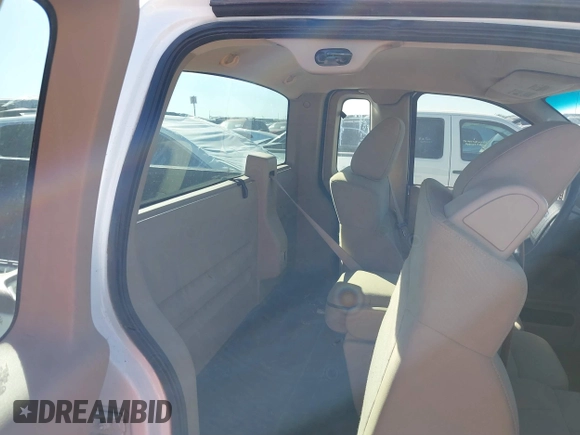 2007 Ford F-150 XL with VIN 1FTRF12217NA59906, listed as a IAAI auction lot 41685961 with 81,976 mi miles. Bid and sale history available at carsss.com. Image 8.