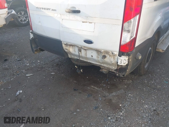 2016 Ford Transit XL z VIN 1FDZX2CM0GKB22459, wystawiony jako IAAI lot #40693295 z przebiegiem 302 216 mil mil oraz . Historia ofert i sprzedaży dostępna na DreamBid. Obrazek 17.