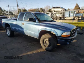 2004 Dodge Dakota Sport with VIN 1D7HG32N44S749232, listed as a Copart auction lot 43137825 with 84,672 mi miles and Salvage Title. Bid and sale history available at carsss.com. Image 4.