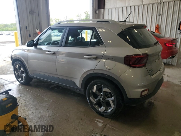 2024 Hyundai Venue SEL z VIN KMHRC8A37RU284685, wystawiony jako Copart lot #59228065 z przebiegiem 8 816 mil mil oraz Szkoda całkowita • Salvage title. Historia ofert i sprzedaży dostępna na DreamBid. Obrazek 2.