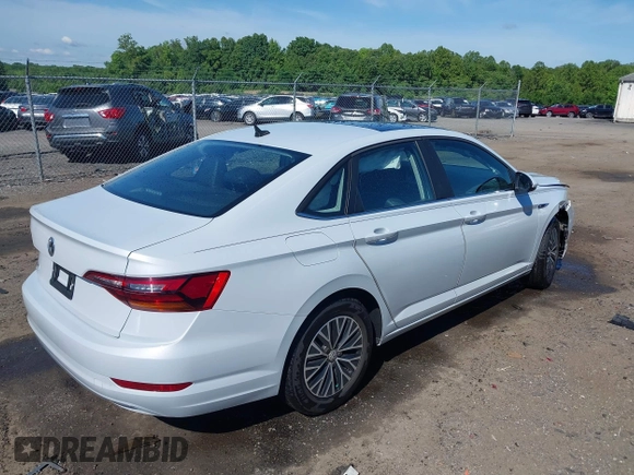 2019 Volkswagen Jetta SEL with VIN 3VWE57BU6KM063035, listed as a IAAI auction lot 42286649 with 59,914 mi miles and . Bid and sale history available at DreamBid. Image 4.