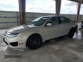 2010 Ford Fusion SE z VIN 3FAHP0HA5AR273924, wystawiony jako Copart lot #60414445 z przebiegiem 183 199 mil mil oraz Szkoda całkowita • Salvage title. Historia ofert i sprzedaży dostępna na DreamBid. Obrazek 1.