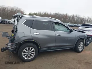 2017 Nissan Rogue SV with VIN KNMAT2MV2HP599368, listed as a IAAI auction lot 42006387 with 88,217 mi miles. Bid and sale history available at carsss.com. Image 18.