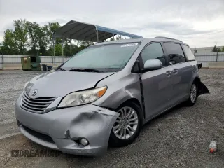 2015 Toyota Sienna XLE с VIN 5TDYK3DC7FS571431, выставлен на аукционе Copart как лот 57173595 с пробегом 305 940 миль миль и Списание • Salvage title. История ставок и продаж доступна на DreamBid. Изображение 1.