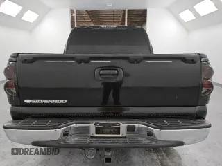 2006 Chevrolet Silverado 1500 LT2 with VIN 2GCEC13Z761357296, listed as a Copart auction lot 86315924 with 262,396 mi miles and Clean Title. Bid and sale history available at carsss.com. Image 6.