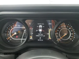 2024 Jeep Gladiator Sport S with VIN 1C6HJTAG2RL125730, listed as a Copart auction lot 60064095 with 10,173 mi miles and Salvage title. Bid and sale history available at DreamBid. Image 9.