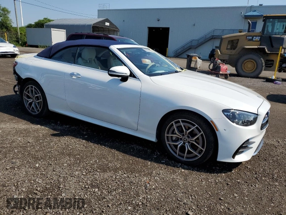 2023 Mercedes-Benz E-Class E 450 with VIN W1K1K5KB3PF197561, listed as a Copart auction lot 60275424 with 3,887 mi miles and Salvage Title. Bid and sale history available at carsss.com. Image 4.