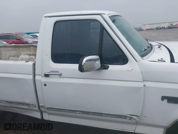 1994 Ford F-150 with VIN 1FTEF15N0RNA67826, listed as a IAAI auction lot 41547971 with 233,713 mi miles. Bid and sale history available at carsss.com. Image 14.