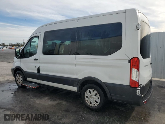2016 Ford Transit XL z VIN 1FMZK1CM2GKA66128, wystawiony jako Copart lot #85919464 z przebiegiem 124 449 mil mil oraz Czysty tytuł • Clean title. Historia ofert i sprzedaży dostępna na DreamBid. Obrazek 2.