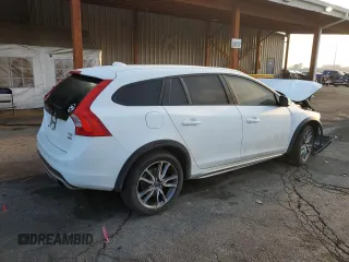 2015 Volvo V60 Cross Country T5 with VIN YV4612HK1F1001957, listed as a Copart auction lot 51150465 with 121,642 mi miles and Salvage Title. Bid and sale history available at carsss.com. Image 3.