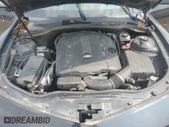 2012 Chevrolet Camaro 2LT z VIN 2G1FC1E30C9148002, wystawiony jako Copart lot #58833525 z przebiegiem 70 300 mil mil oraz Szkoda całkowita • Salvage title. Historia ofert i sprzedaży dostępna na DreamBid. Obrazek 11.