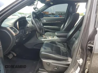 2017 Jeep Grand Cherokee Overland z VIN 1C4RJFCG1HC684826, wystawiony jako Copart lot #59971595 z przebiegiem 101 765 mil mil oraz Szkoda całkowita • Salvage title. Historia ofert i sprzedaży dostępna na DreamBid. Obrazek 7.