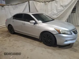 2011 Honda Accord EX-L z VIN 1HGCP3F82BA010275, wystawiony jako Copart lot #63698715 z przebiegiem 150 103 mil mil oraz Czysty tytuł • Clean title. Historia ofert i sprzedaży dostępna na DreamBid. Obrazek 4.