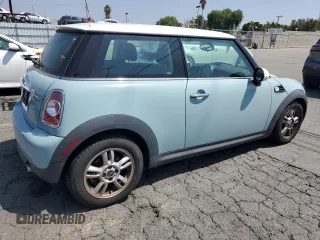 2012 MINI Hardtop with VIN WMWSU3C51CT543931, listed as a Copart auction lot 57533695 with 89,206 mi miles and Clean Title. Bid and sale history available at DreamBid. Image 3.