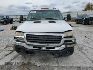 2006 GMC Sierra 3500 DRW SLE1 z VIN 1GTJK33D16F207548, wystawiony jako Copart lot #72369554 z przebiegiem Nie podano mil oraz Szkody całkowita. Historia ofert i sprzedaży dostępna na DreamBid. Obrazek 5.