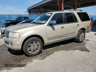 2007 Lincoln Navigator with VIN 5LMFU27597LJ10171, listed as a Copart auction lot 46530455 with 174,532 mi miles and Salvage title. Bid and sale history available at DreamBid. Image 1.
