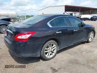 2011 Nissan Maxima SV with VIN 1N4AA5AP5BC841586, listed as a IAAI auction lot 42162383 with 412,977 mi miles and . Bid and sale history available at DreamBid. Image 4.