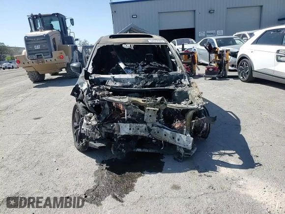 2023 Mazda CX-9 Touring Plus z VIN JM3TCBAY8P0643847, wystawiony jako Copart lot #52572985 z przebiegiem Nie podano mil oraz Nie do naprawy • Non repairable. Historia ofert i sprzedaży dostępna na DreamBid. Obrazek 12.