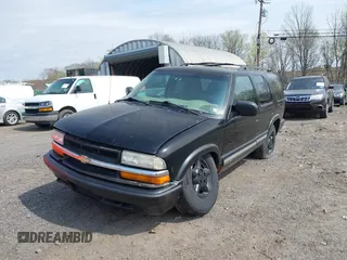 2000 Chevrolet Blazer LT с VIN 1GNDT13W8Y2381912, выставлен на аукционе IAAI как лот 42083991 с пробегом 69 983 миль миль и . История ставок и продаж доступна на DreamBid. Изображение 6.